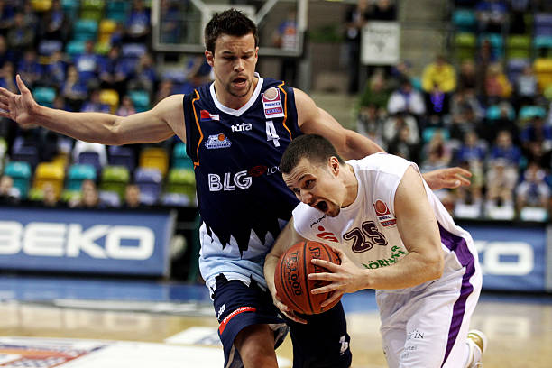 集结训练不 集结训练不