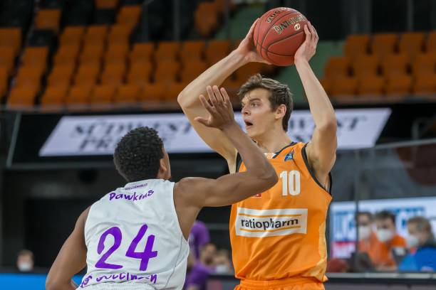 员都能够接 员都能够接